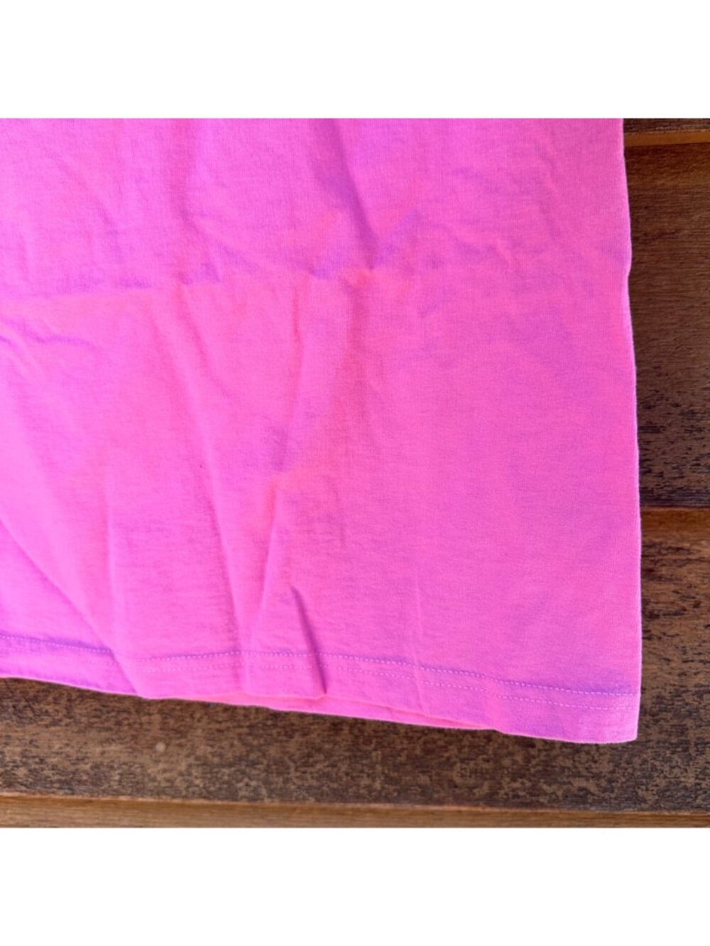 Vintage 2000 Untamed Spirit Daytona Beach Bike Week Pink Graphic T-Shirt Size L - Picture 7 of 11